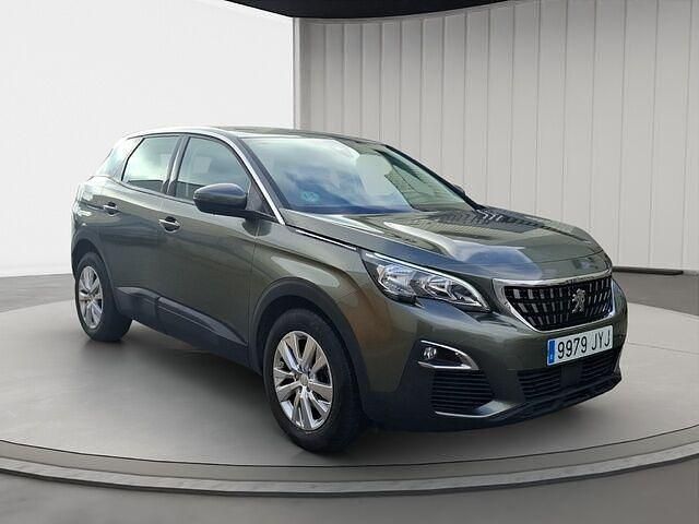 Usado Peugeot 3008 Allure 131 CV (96 kW) 2017 Marrón SUV
