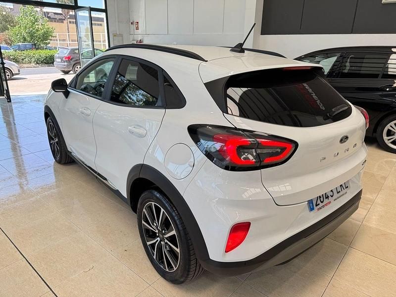 Usado Ford Puma Titanium 125 CV (91 kW) 2020 Blanco SUV