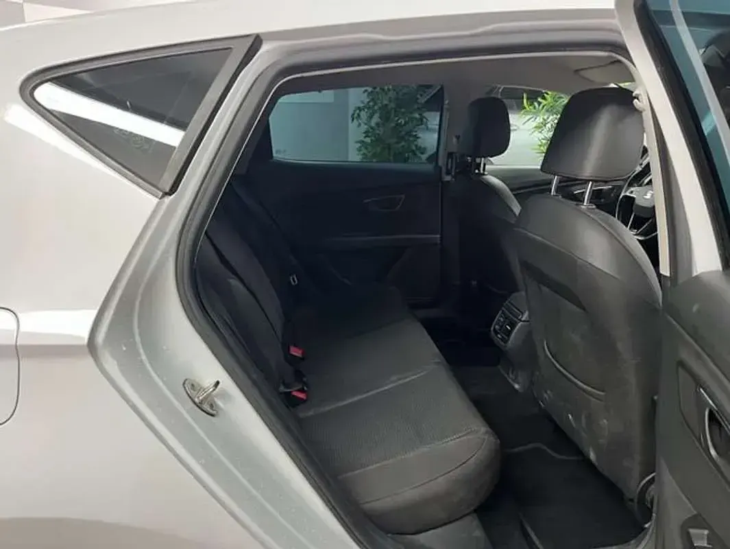 Usado Seat Leon FR 150 CV (110 kW) 2014 Blanco Berlina