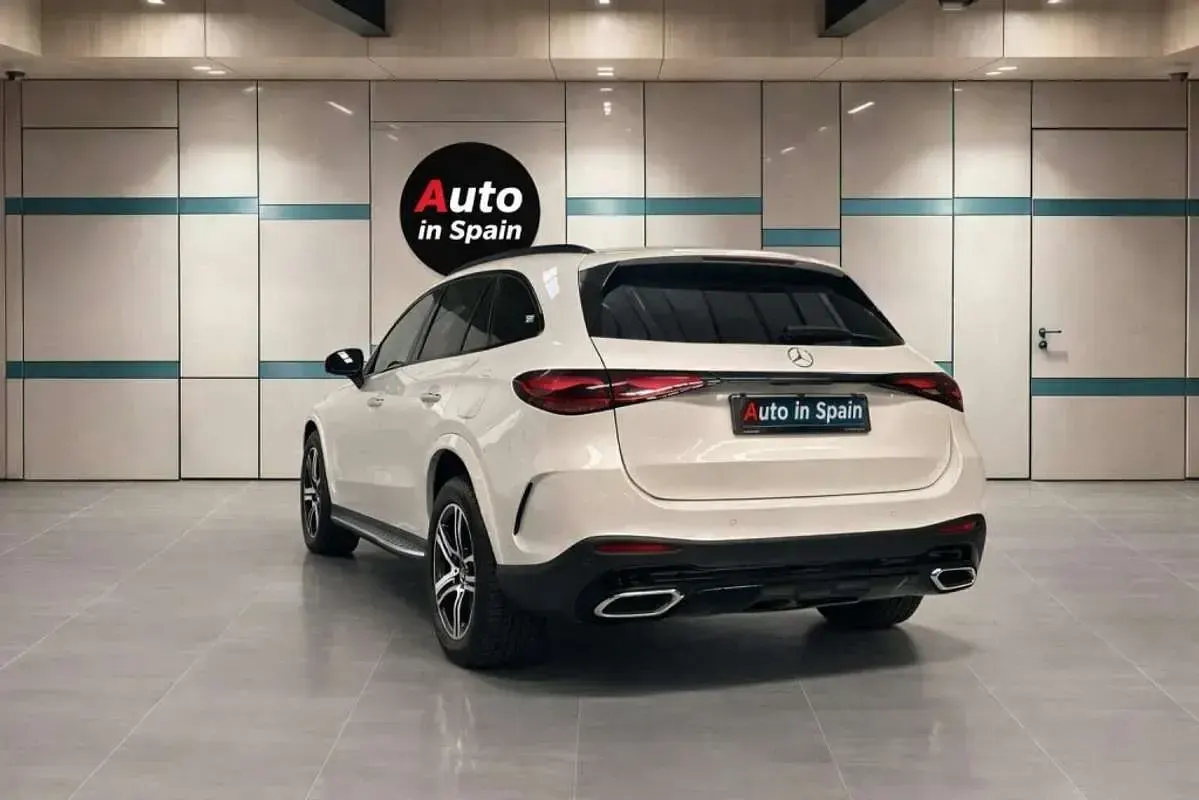 Usado Mercedes GLC300e 333 CV (244 kW) 2023 Blanco SUV