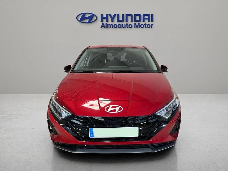 Nuevo Hyundai i20 101 CV (74 kW) 2025 Rojo Utilitario
