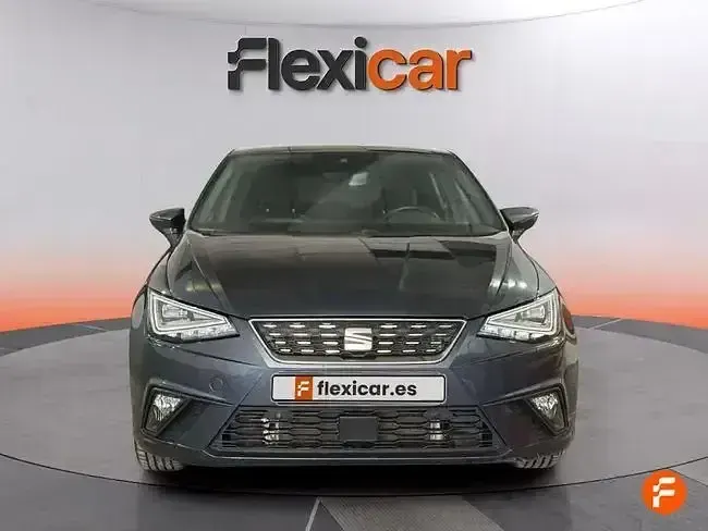 Usado Seat Ibiza XCELLENCE 115 CV (84 kW) 2024 Gris Utilitario