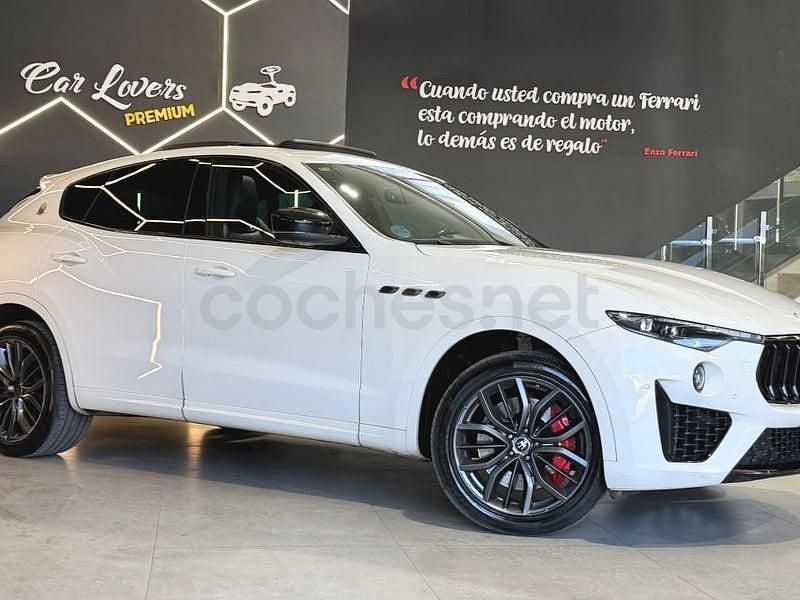 Usado Maserati Levante GranLusso 275 CV (202 kW) 2020 Blanco SUV