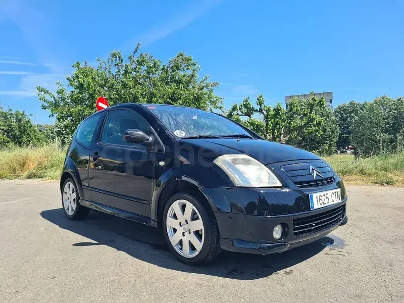 Usado Citroën C2 VTR Sport 110 CV (80 kW) 2005 Negro Utilitario