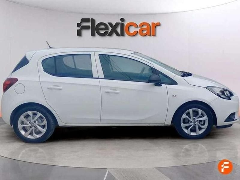 Usado Opel Corsa Expression 75 CV (55 kW) 2016 Blanco Utilitario
