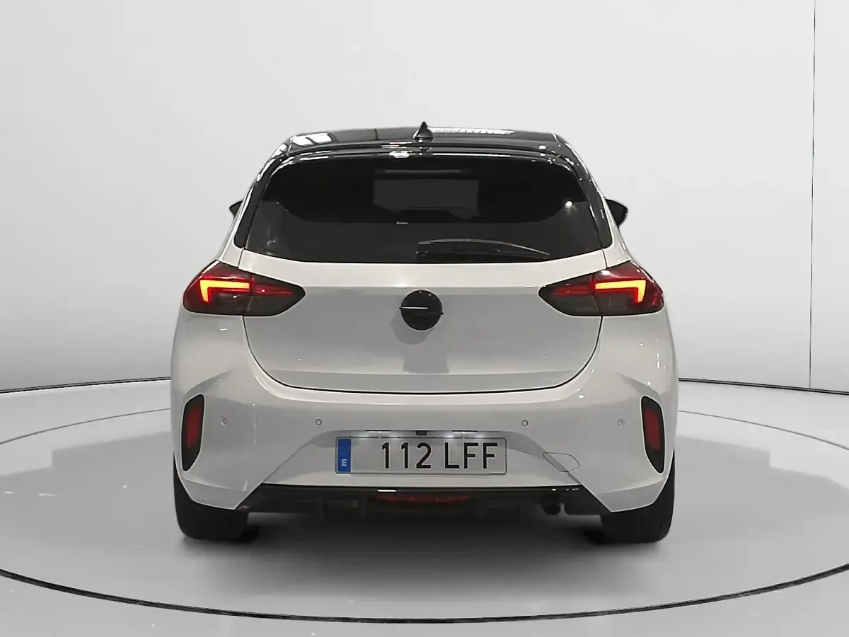 Usado Opel Corsa GS Line 131 CV (96 kW) 2020 Blanco Utilitario