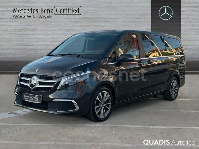 Gris / plata Usado 2024 Mercedes V300 Avantgarde Monovolumen | 71.975 € (Precio justo) - Imagen 1/4