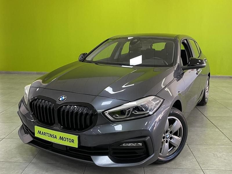 Usado BMW 118 136 CV (100 kW) 2022 Gris Utilitario