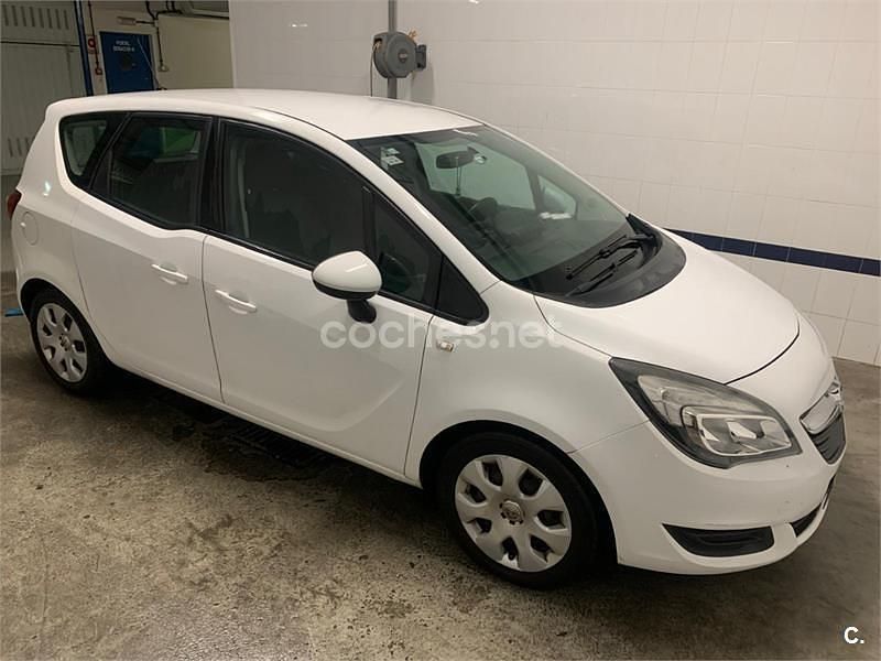 Usado Opel Meriva Selective 120 CV (88 kW) 2015 Blanco Monovolumen