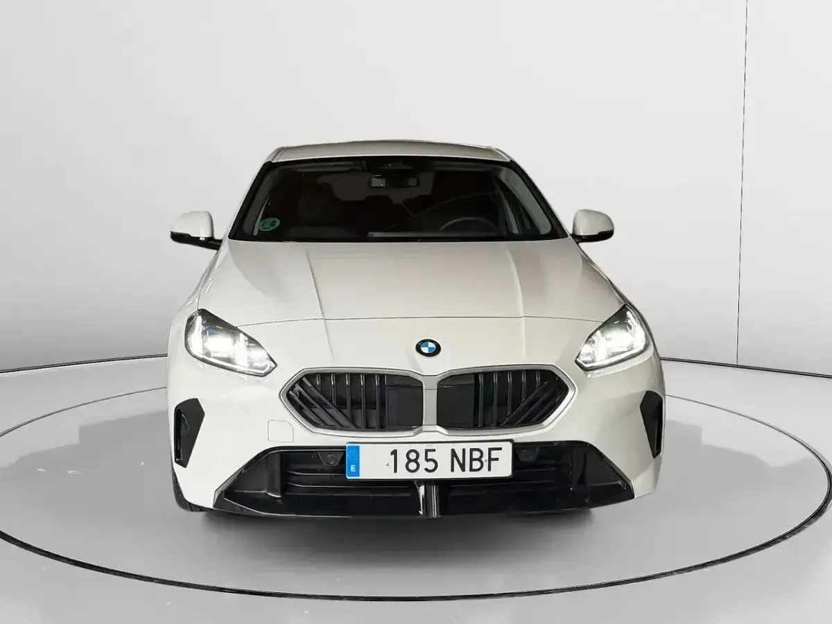 Usado BMW 116 122 CV (89 kW) 2025 Blanco Utilitario