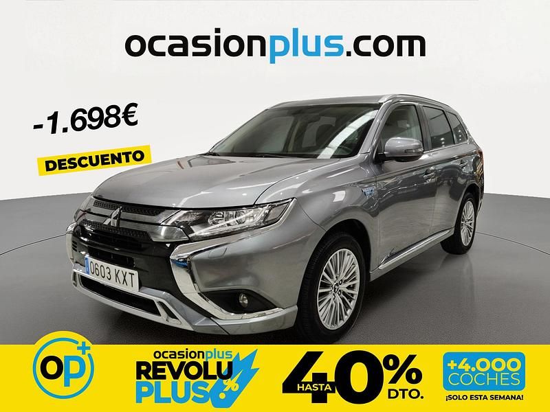 Usado Mitsubishi Outlander P-HEV Motion 224 CV (164 kW) 2019 Gris SUV