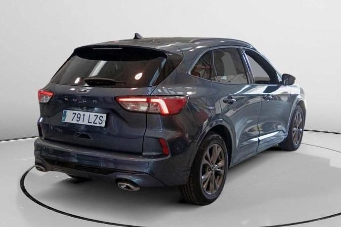 Usado Ford Kuga ST-Line 150 CV (110 kW) 2022 SUV