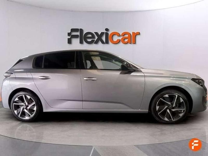 Usado Peugeot 308 Allure 131 CV (96 kW) 2024 Gris Utilitario