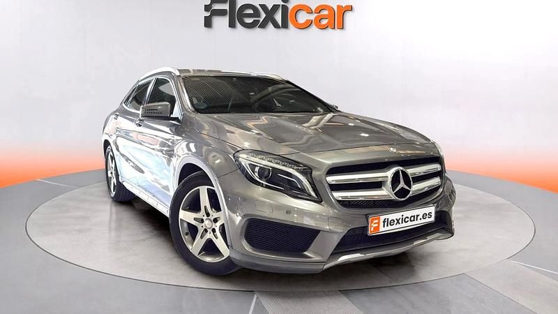 Gris Usado 2015 Mercedes GLA200 AMG line SUV | 16.790 € (Buen precio) - Imagen 1/4
