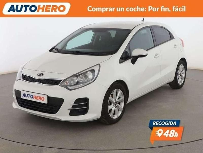 Plateado Usado 2015 Kia Rio Utilitario | 9999 € (Precio justo) - Imagen 1/3