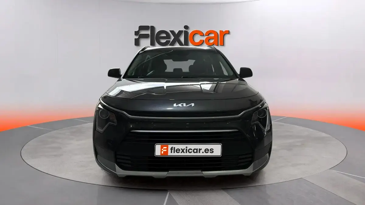 Usado Kia Niro 141 CV (103 kW) 2023 Gris SUV