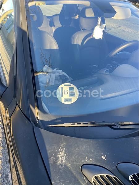 Usado Peugeot 206 110 CV (80 kW) 2002 Negro Berlina