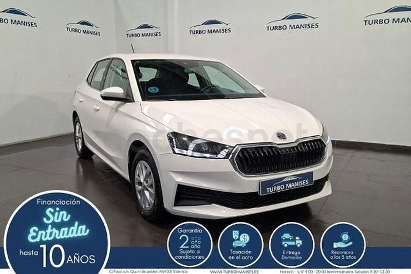 Usado Skoda Fabia 80 CV (58 kW) 2022 Blanco Utilitario