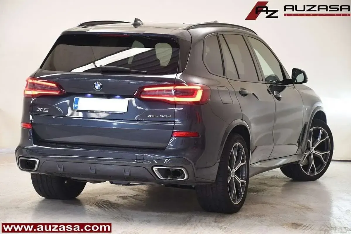 Usado BMW X5 Comfort Edition 286 CV (210 kW) 2022 Gris SUV