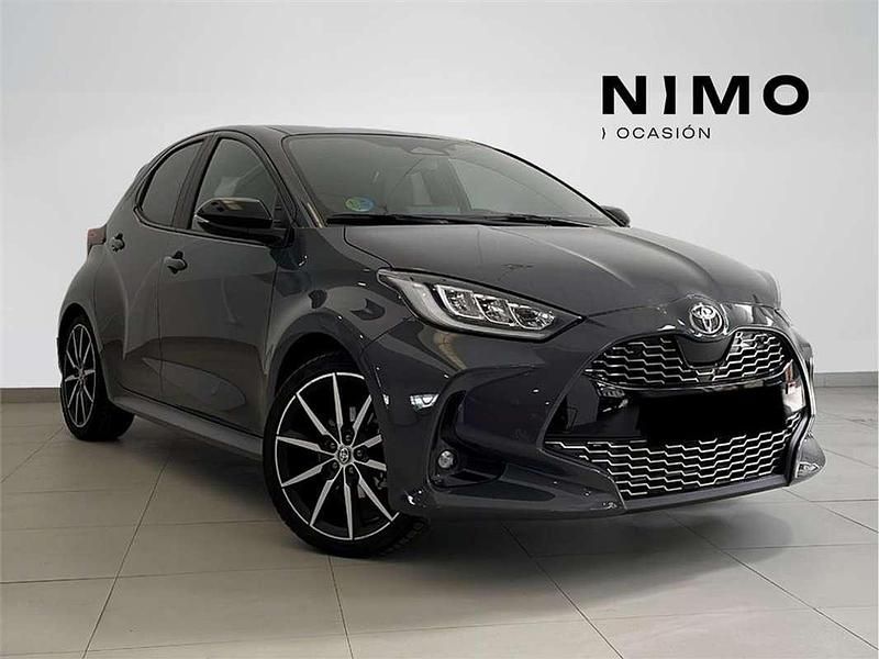 Usado 2025 Toyota Yaris Hybrid Sport Utilitario | 23.490 € (Precio justo) - Imagen 1/4