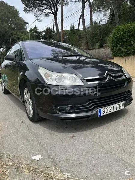 Usado Citroën C4 VTR Sport 110 CV (80 kW) 2006 Negro Berlina