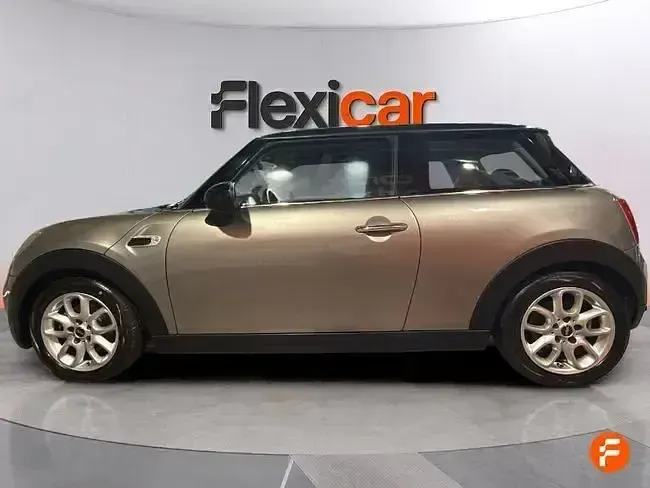 Usado Mini Cooper 136 CV (100 kW) 2018 Gris Utilitario