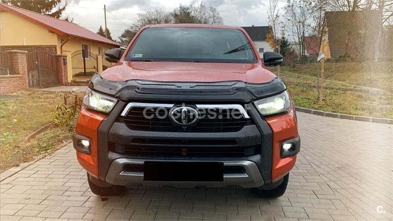 Usado Toyota HiLux 204 CV (150 kW) 2023 Naranja Pickup/Camioneta