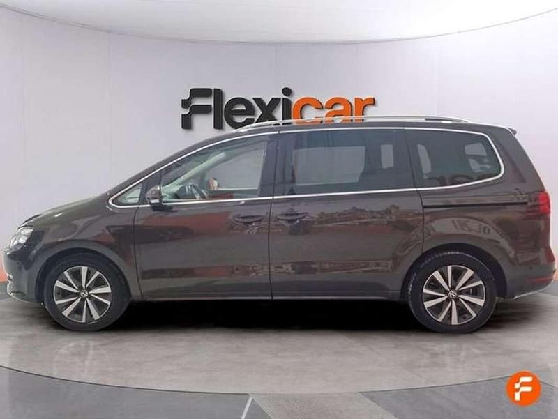 Usado VW Sharan Sport 150 CV (110 kW) 2020 Gris Monovolumen