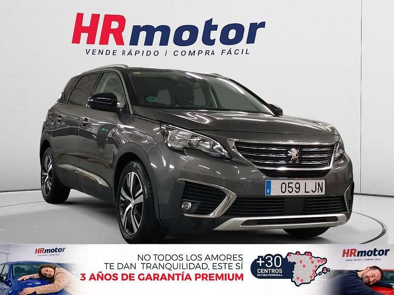Usado Peugeot 5008 Allure 130 CV (95 kW) 2020 Gris Monovolumen