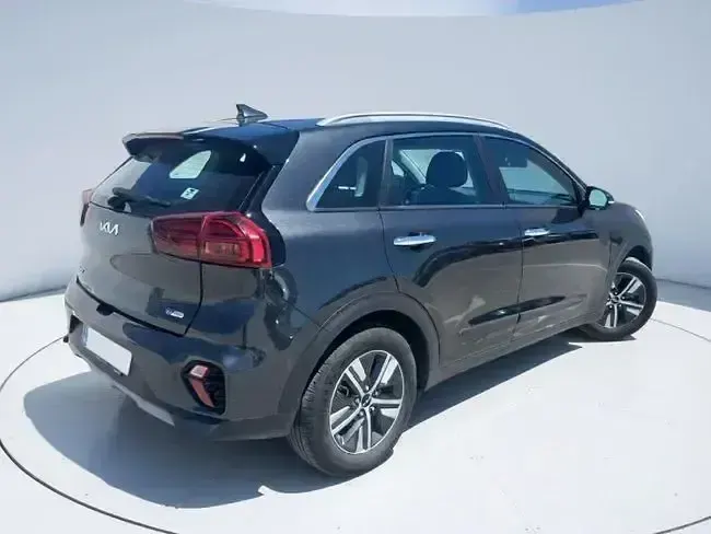 Usado Kia Niro 141 CV (103 kW) 2022 Gris SUV