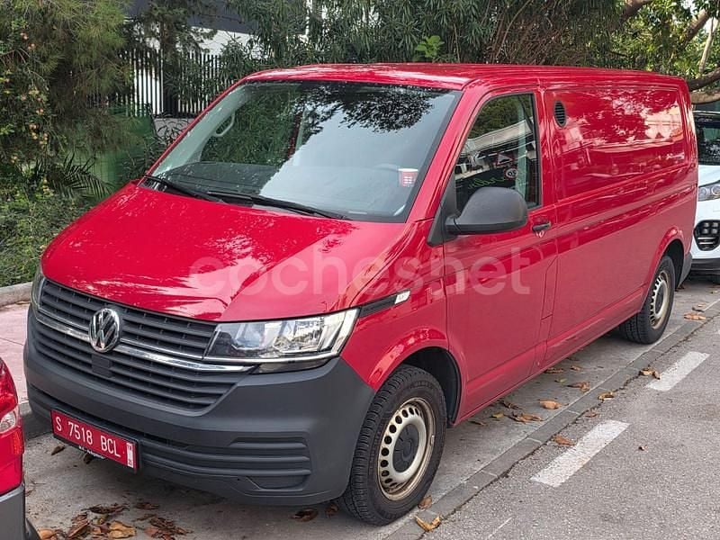 Granate Usado 2020 VW Caravelle Trendline Monovolumen | 18.900 € - Imagen 1/4