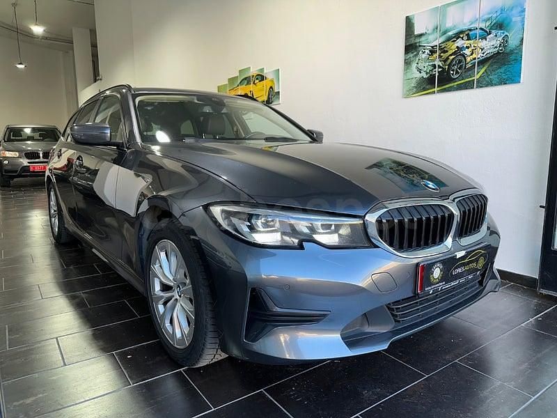 Usado BMW 320 190 CV (139 kW) 2022 Gris / plata Familiar