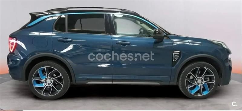 Usado Lynk & Co 01 261 CV (191 kW) 2022 Azul SUV