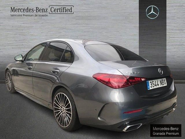 Usado Mercedes C220 AMG line 200 CV (147 kW) 2025 Gris selenita