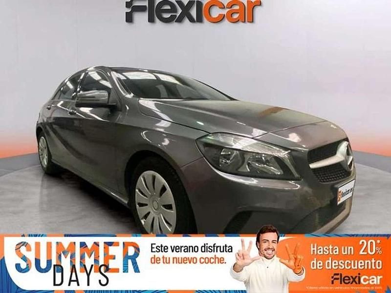 Gris Usado 2016 Mercedes A180 Style Berlina | 12.470 € (Buen precio) - Imagen 1/4