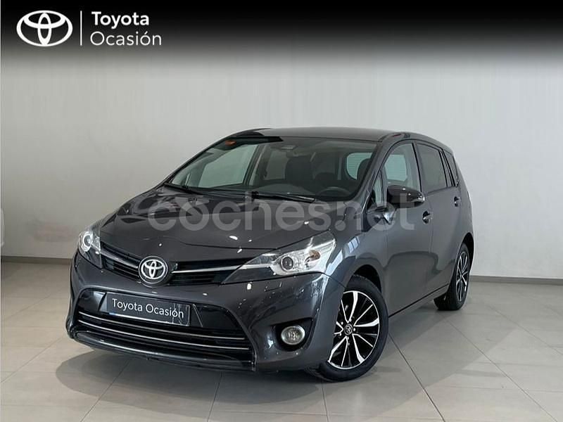 Gris / plata Usado 2017 Toyota Verso Advance Monovolumen | 14.500 € (Precio justo) - Imagen 1/4