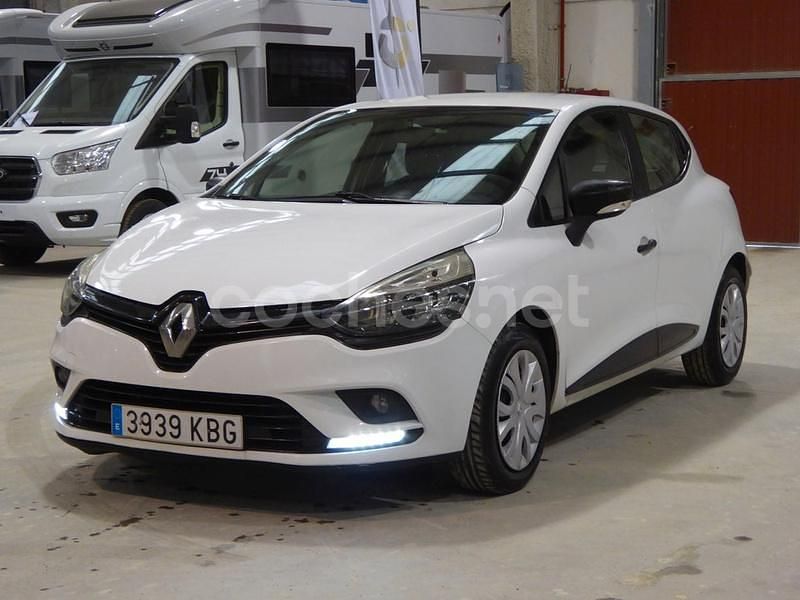 Usado Renault Clio IV Business 75 CV (55 kW) 2017 Blanco Berlina