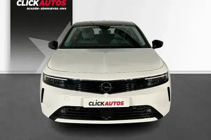 Usado Opel Astra Edition 130 CV (95 kW) 2023 Rojo Utilitario