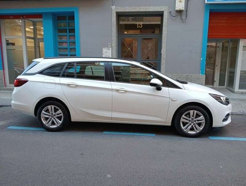 Blanco Usado 2020 Opel Astra Edition Utilitario | 11.890 € (Buen precio) - Imagen 1/4