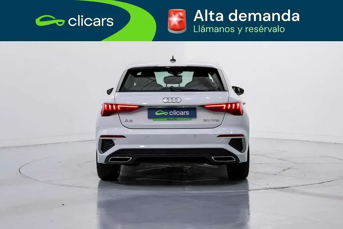 Usado Audi A3 Sportback S-Line 110 CV (80 kW) 2022 Blanco Utilitario