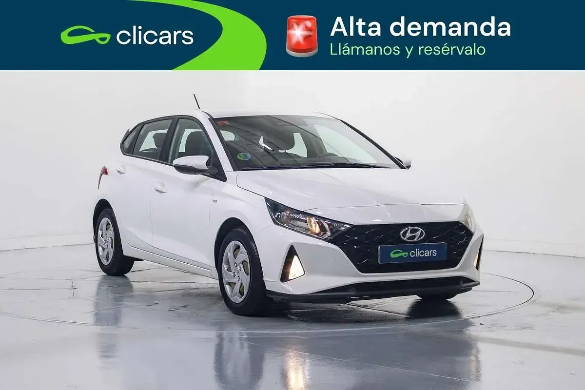 Usado Hyundai i20 101 CV (74 kW) 2021 Blanco Utilitario