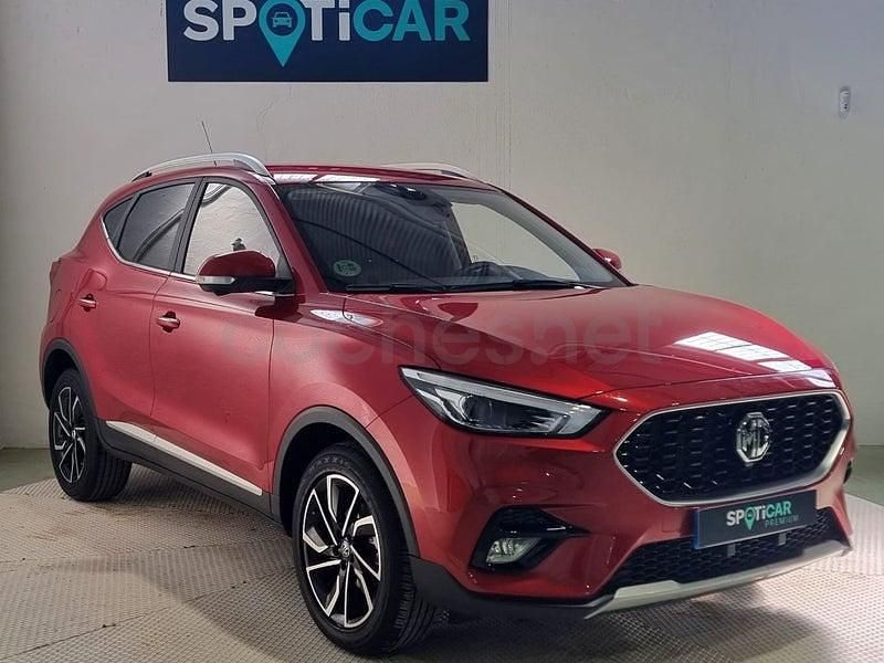 Usado MG ZS Luxury 106 CV (77 kW) 2024 Rojo SUV