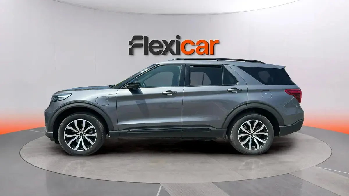 Usado Ford Explorer ST-Line 457 CV (336 kW) 2022 Gris SUV