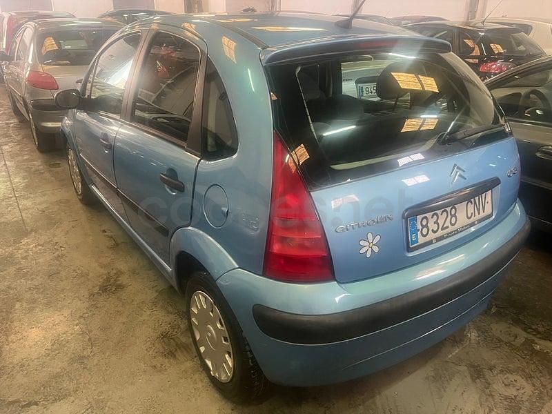 Usado Citroën C3 75 CV (55 kW) 2004 Azul Berlina