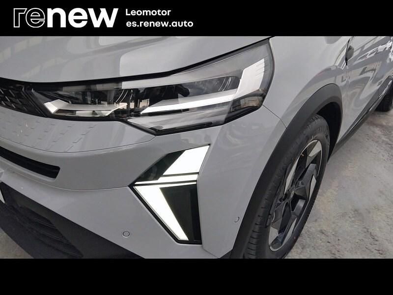 Usado Renault Captur Techno 145 CV (106 kW) 2025 Gris SUV