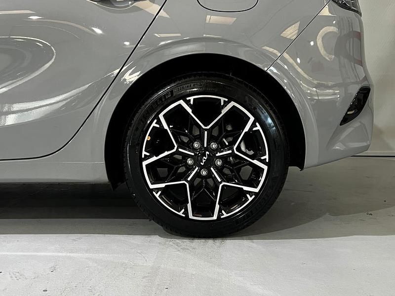 Usado Kia Ceed Style 100 CV (73 kW) 2025 Otro Utilitario