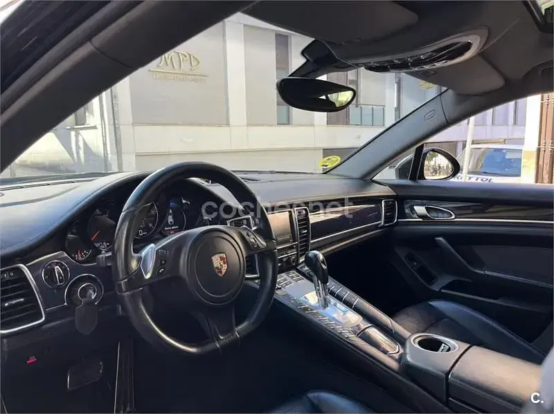 Usado Porsche Panamera 300 CV (220 kW) 2014 Negro Utilitario