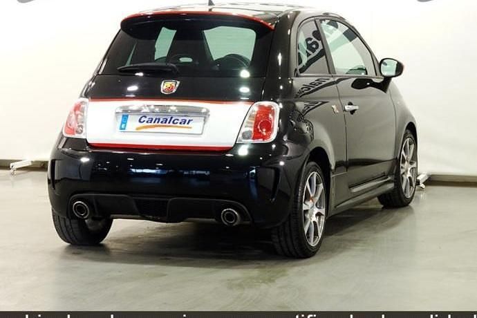 Usado Abarth 500 135 CV (99 kW) 2012 Negro Utilitario