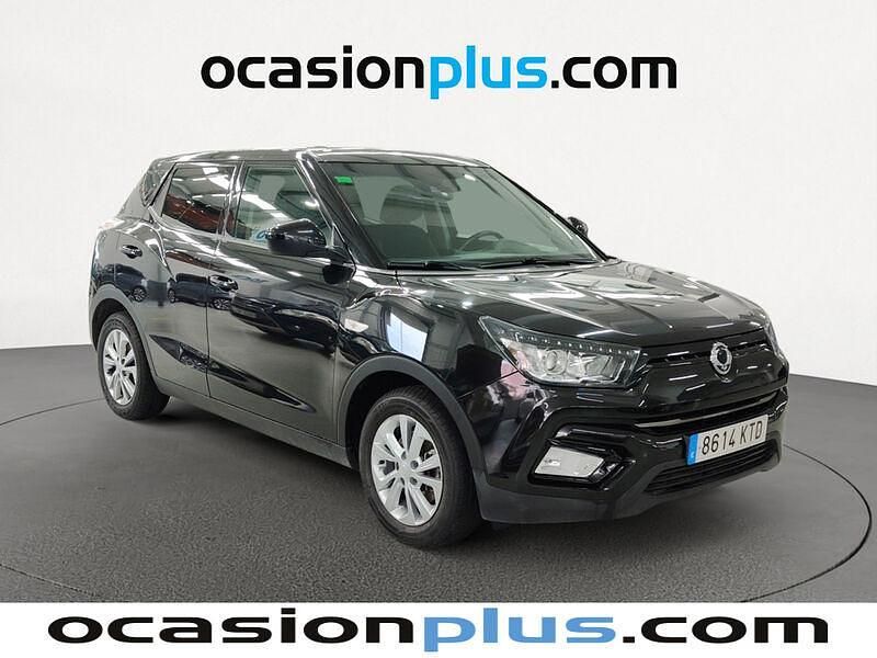 Usado Ssangyong (KGM) Tivoli Limited 128 CV (94 kW) 2019 Negro SUV