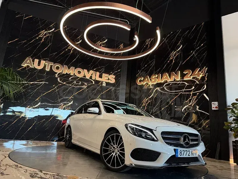 Usado Mercedes C220 194 CV (142 kW) 2018 Blanco Familiar